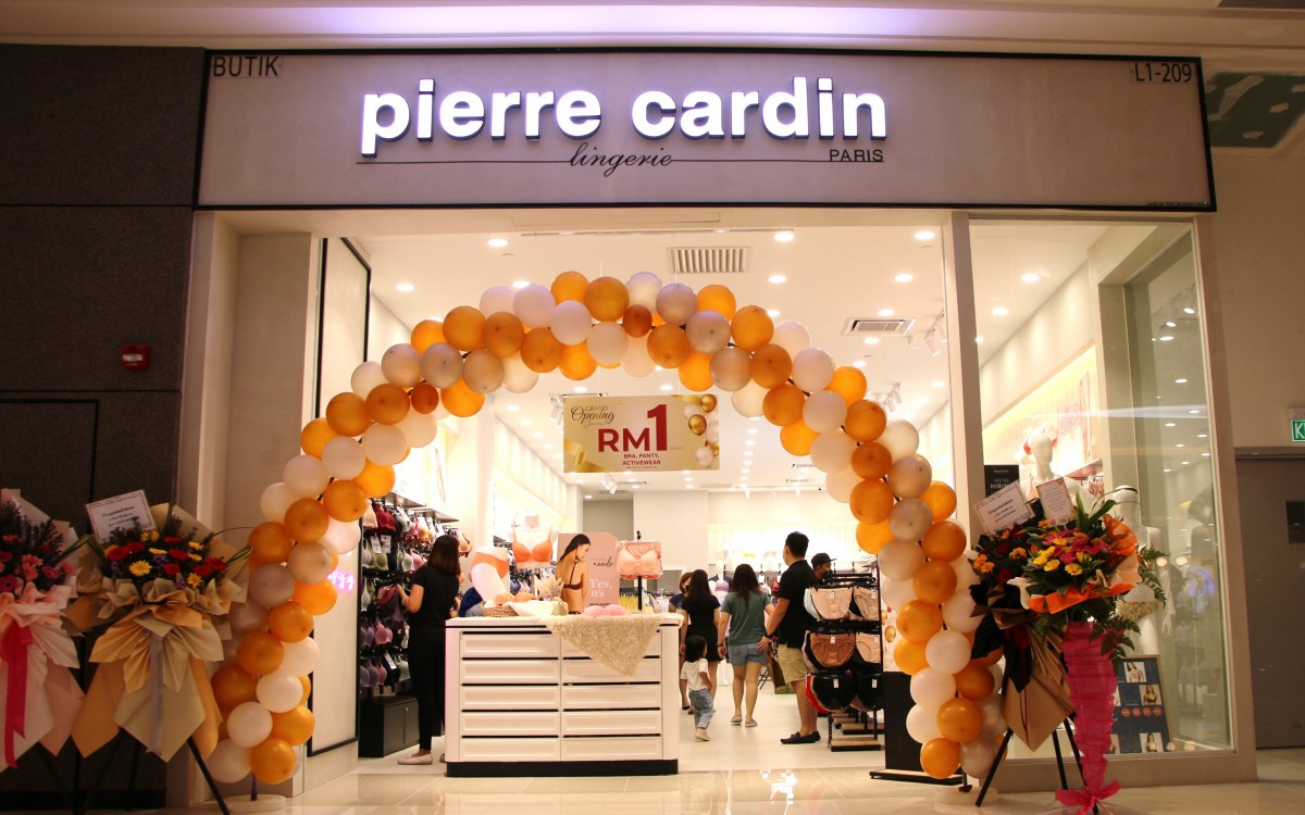 PIERRE CARDIN