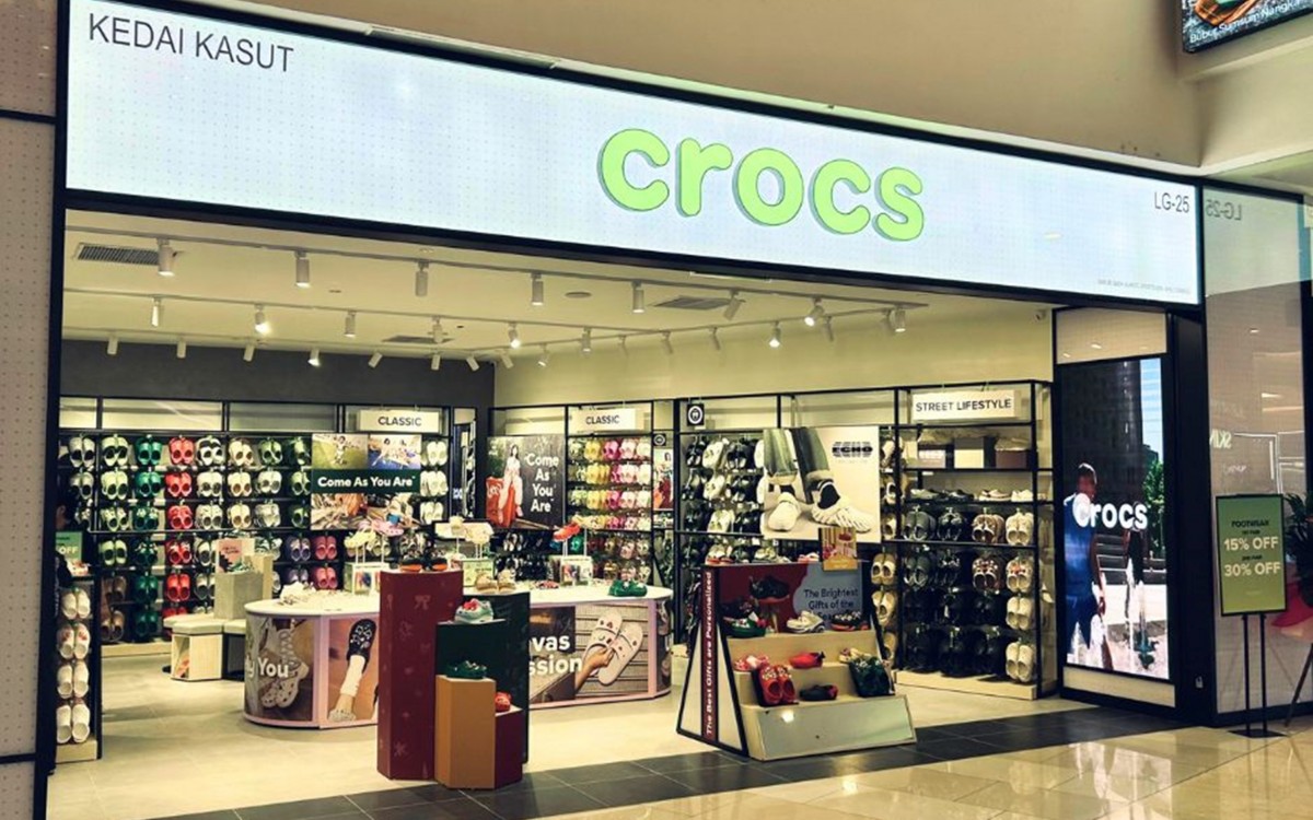 Where are crocs sold in stores hotsell