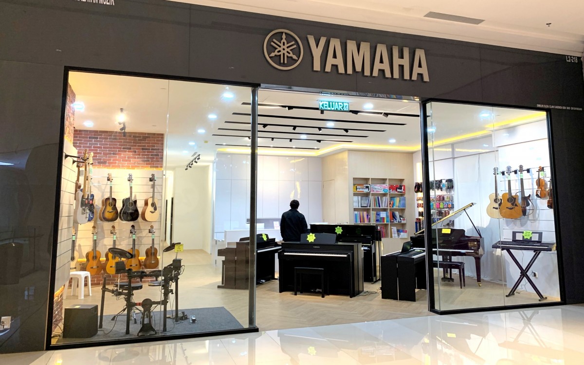 YAMAHA YAMAHA