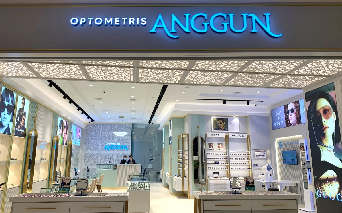 OPTOMETRIS ANGGUN OPTOMETRIS ANGGUN