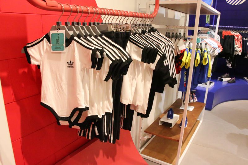 ioi city mall adidas