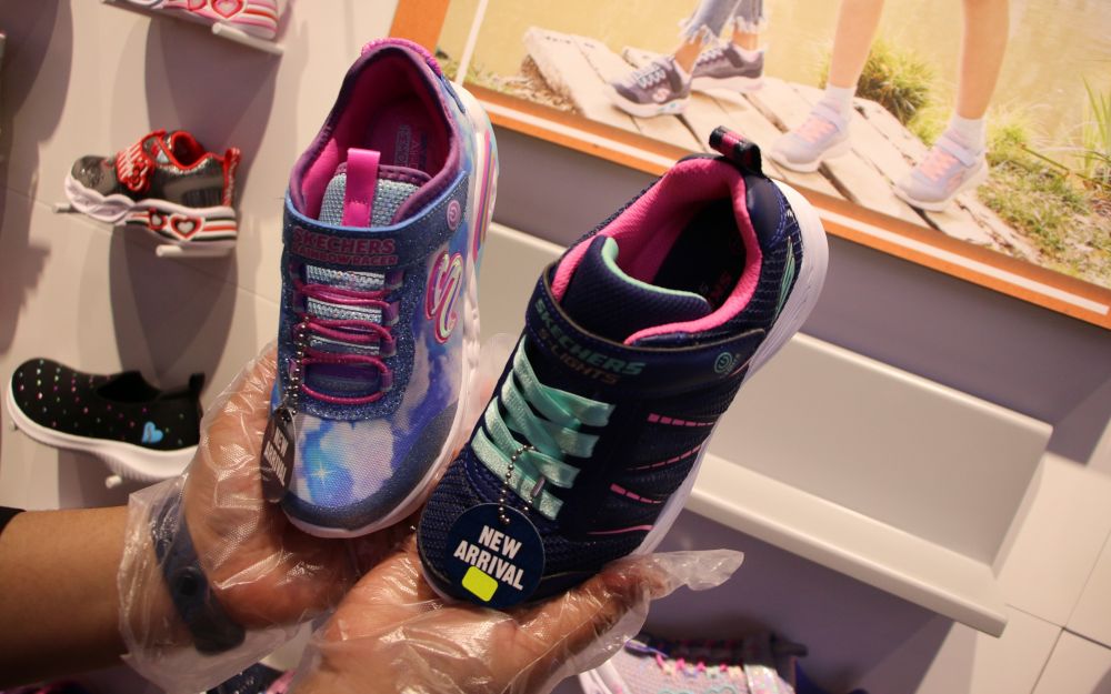Skechers ioi city clearance mall