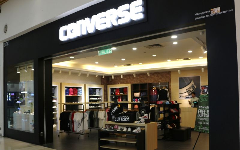 converse outlet kl